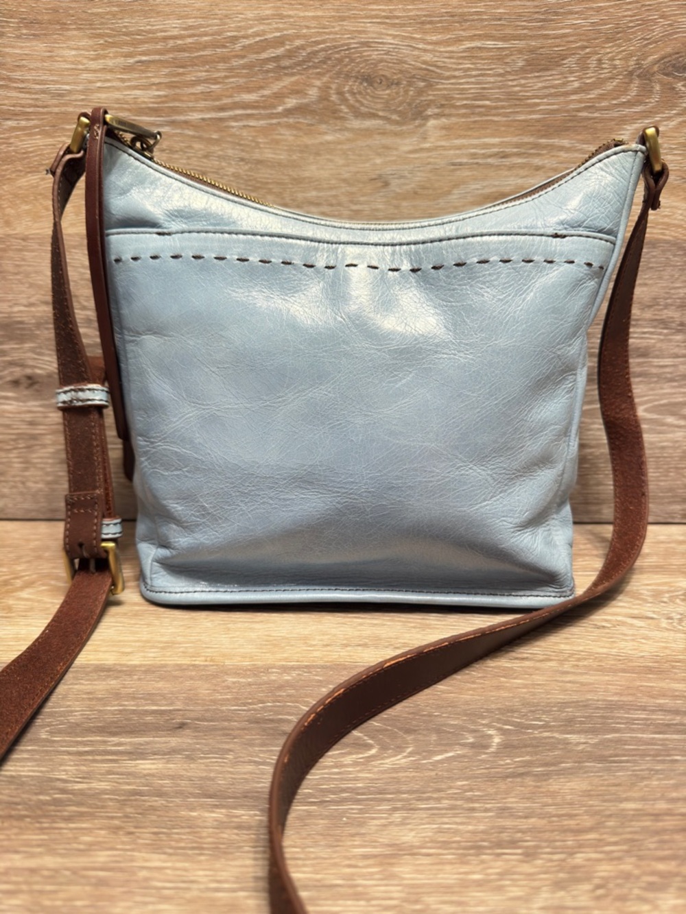 HOBO International crossbody shoulder bag shiny leather crinkle light blue